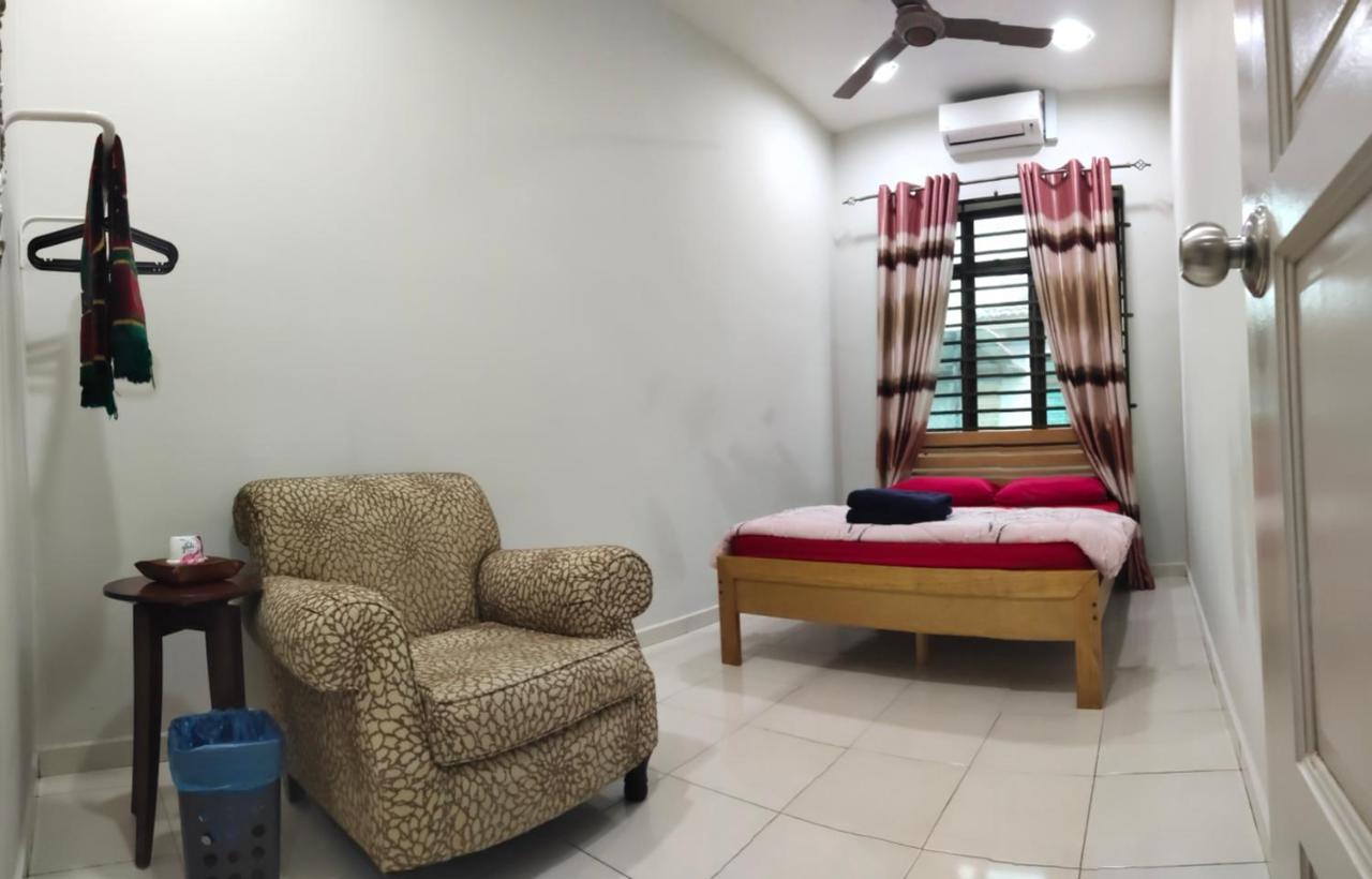 Homestay Melaka Urich Extérieur photo